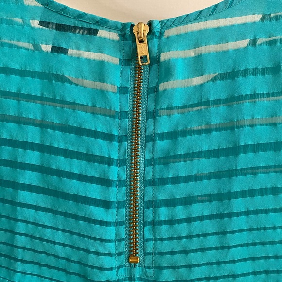 Tempting Turquoise Top ❤️ - Picture 3 of 4
